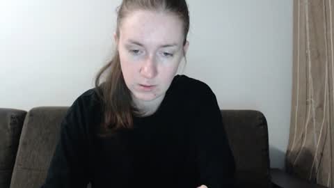 Snapshot of lily_love_x chatting on June 24, 2026, 7:29 am lily_love_x online show from June 24, 2026, 7:29 am