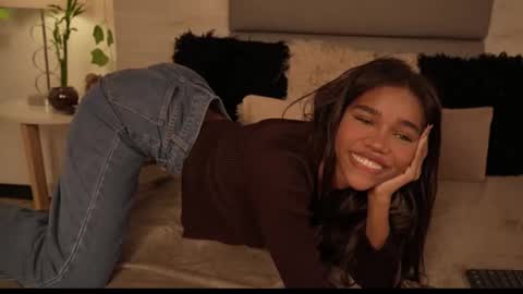 Lily Miiller online show from March 24, 2026, 10:37 pm