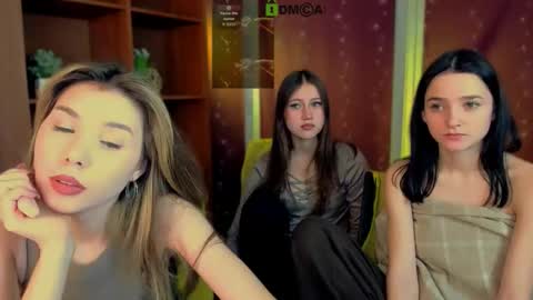 Lily online show from March 18, 2026, 7:50 pm