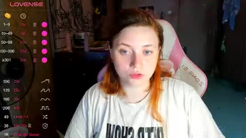 Snapshot of lily_shamy chatting on June 30, 2026, 2:23 am Alice online show from June 30, 2026, 2:23 am