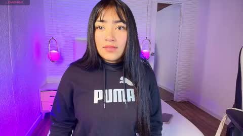 lily_waist online show from October 1, 2025, 11:05 am