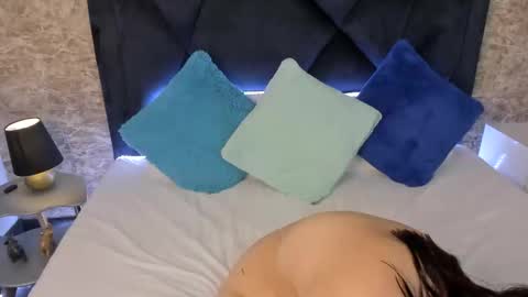 LilyWoodz online show from January 15, 2025, 10:46 pm