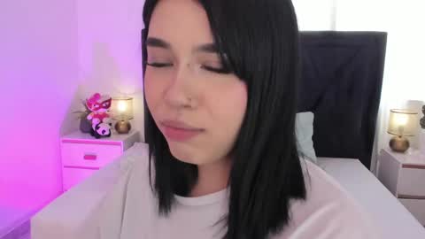 LilyWoodz online show from May 18, 2026, 7:09 pm