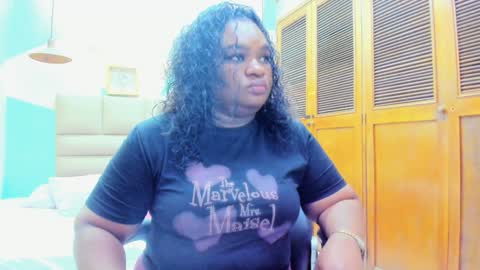 Snapshot of lilybaudyn_ chatting on January 30, 2025, 9:15 am Lily online show from January 30, 2025, 9:15 am