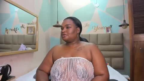 Snapshot of lilybaudyn_ chatting on February 21, 2025, 8:29 am Lily online show from February 21, 2025, 8:29 am
