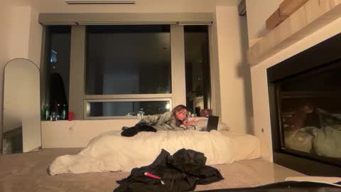 lilybrown07 online show from March 5, 2026, 1:40 pm