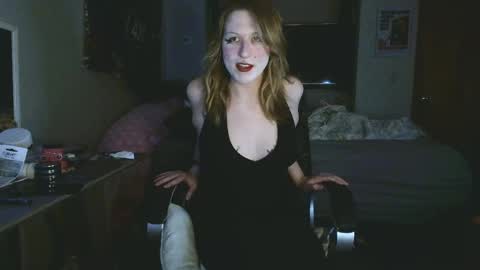 lilybvixen online show from May 20, 2026, 1:01 am