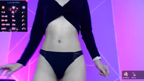 Liliana louise online show from November 14, 2025, 7:12 pm