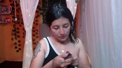 Snapshot of lilymoon_018 chatting on May 16, 2026, 1:10 pm lilymoon_018 online show from May 16, 2026, 1:10 pm
