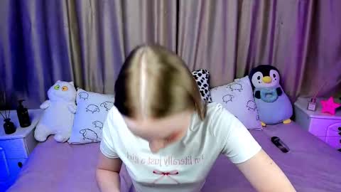 Lilian online show from February 25, 2025, 3:31 am