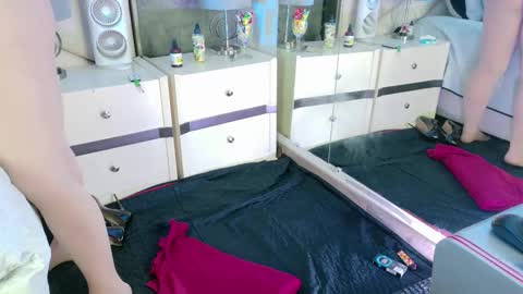 Lilly online show from September 20, 2025, 2:40 pm