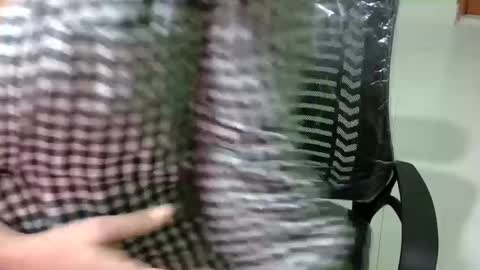 limaakter246618 online show from February 3, 2025, 12:04 am