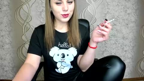 Snapshot of limebabykristi123 chatting on June 3, 2026, 7:44 am online show from June 3, 2026, 7:44 am