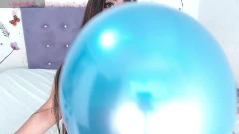 Lin  online show from April 18, 2026, 10:54 pm