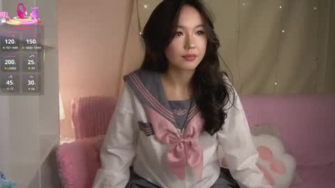 Snapshot of lin_kun chatting on October 1, 2025, 7:20 pm Lin Use menu to play with me online show from October 1, 2025, 7:20 pm