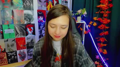 Lina online show from December 23, 2024, 2:13 am