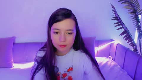 Lina online show from January 9, 2025, 5:02 am