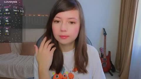 Lina online show from May 5, 2026, 2:30 am