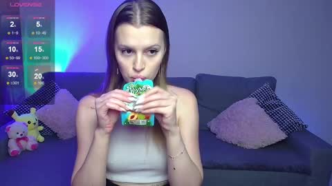 lina_bush online show from January 16, 2025, 11:58 am