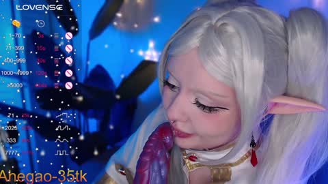 Hey im Lina Ur cosplay waifu  online show from January 30, 2025, 9:14 pm