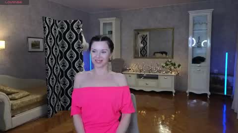 lina_flore online show from April 22, 2026, 8:21 pm