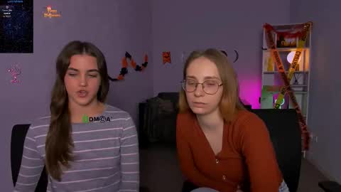 lina_fox12 online show from October 23, 2025, 12:48 pm