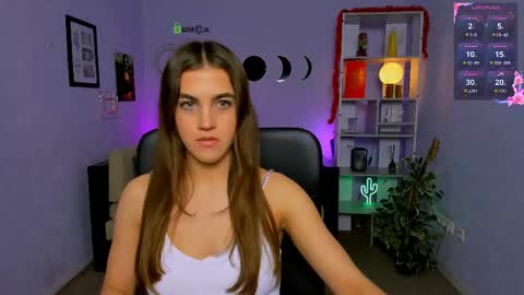 lina_fox12 online show from March 24, 2026, 1:49 pm