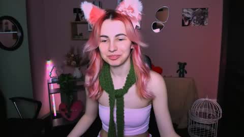 Snapshot of lina_fox12 chatting on April 22, 2026, 11:34 am lina_fox12 online show from April 22, 2026, 11:34 am