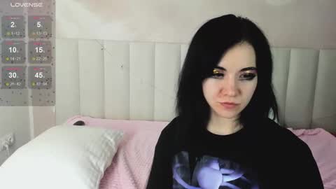 lina_moony online show from January 11, 2026, 2:05 am