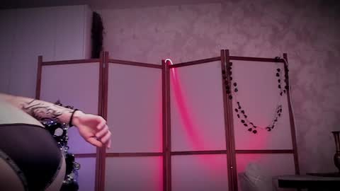 Lina -  online show from December 20, 2024, 11:43 am