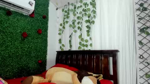 paola online show from December 23, 2024, 2:45 am