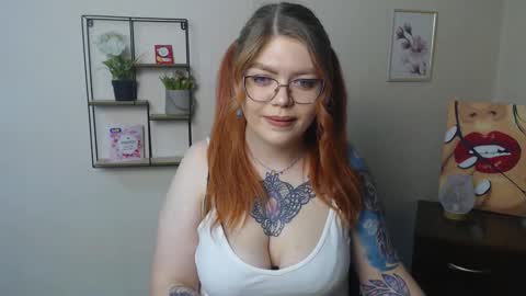 lina_ri online show from November 30, 2025, 4:44 pm