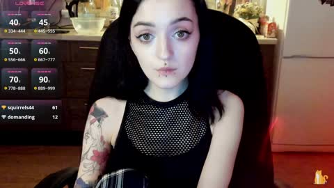 Lina 3  1715622743 online show from January 4, 2025, 6:19 pm