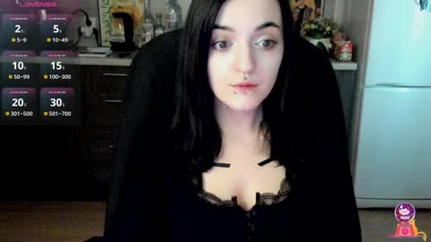 Lina 3  1715622743 online show from January 21, 2025, 7:37 am