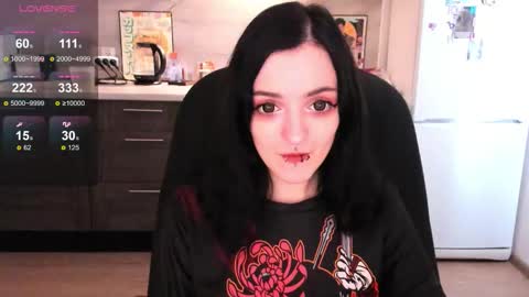 Lina 3  1715622743 online show from October 17, 2025, 8:17 am