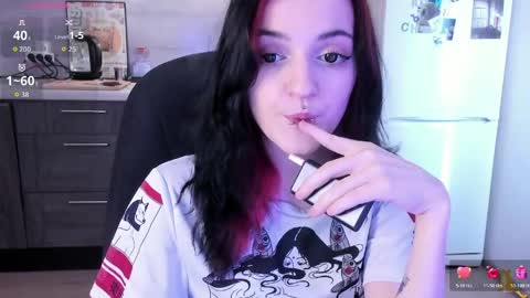 Lina 3  1715622743 online show from April 21, 2026, 7:03 am