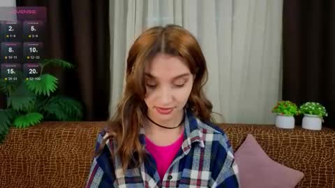 Lina online show from September 10, 2025, 4:40 pm