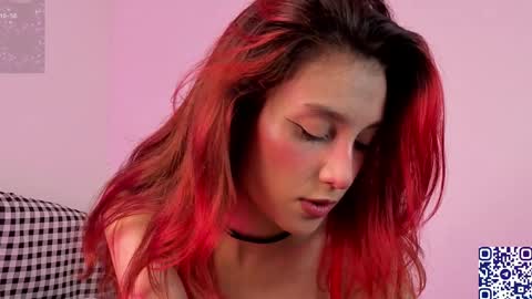 Lina online show from April 5, 2026, 5:54 pm