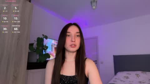 Lina online show from April 21, 2026, 4:34 pm