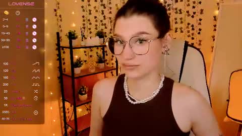 Lina online show from June 23, 2026, 2:31 am