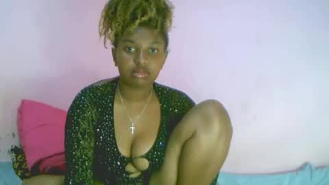 linah1123 online show from October 2, 2025, 11:17 am