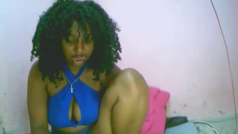 linah1123 online show from October 12, 2025, 10:36 am