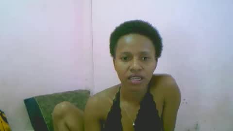 linah1123 online show from April 19, 2026, 10:47 am