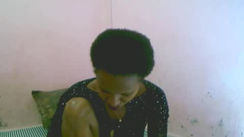 linah1123 online show from April 20, 2026, 8:28 am