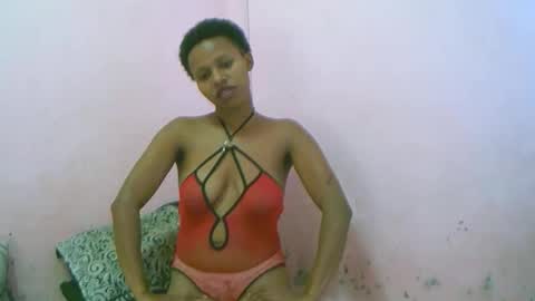 linah1123 online show from April 21, 2026, 8:34 pm