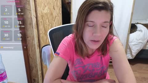 Lina online show from January 8, 2025, 5:15 pm