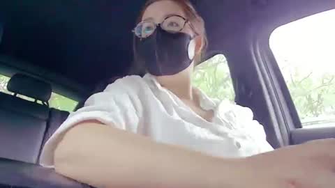 Lina online show from June 10, 2026, 3:18 am