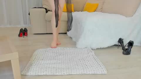 Snapshot of linapearl chatting on June 19, 2026, 7:23 am Lina Fanslymysensualworld online show from June 19, 2026, 7:23 am
