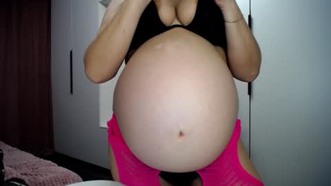 Lina Sparks online show from December 9, 2024, 8:12 pm