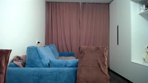 Lina Sparks online show from February 25, 2025, 2:11 pm